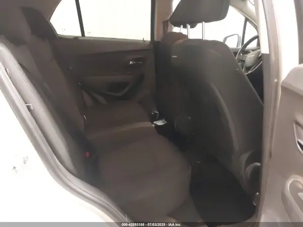 3GNCJLSB2GL185991 2016 CHEVROLET TRAX - Image 8