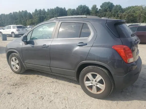 3GNCJLSB2GL214597 2016 CHEVROLET TRAX - Image 2
