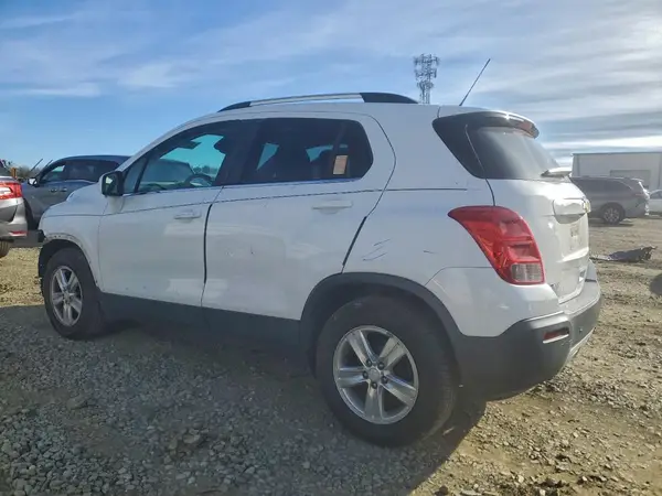 3GNCJLSB2GL236874 2016 CHEVROLET TRAX - Image 2