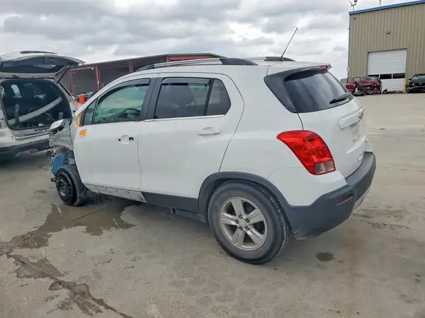 3GNCJLSB2GL253772 2016 CHEVROLET TRAX - Image 2