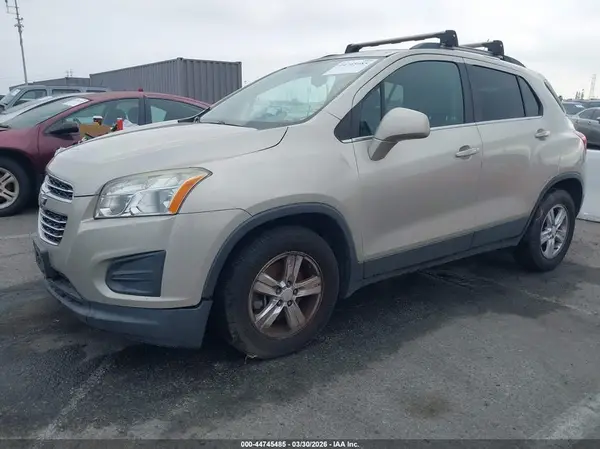 3GNCJLSB2GL263248 2016 CHEVROLET TRAX - Image 2