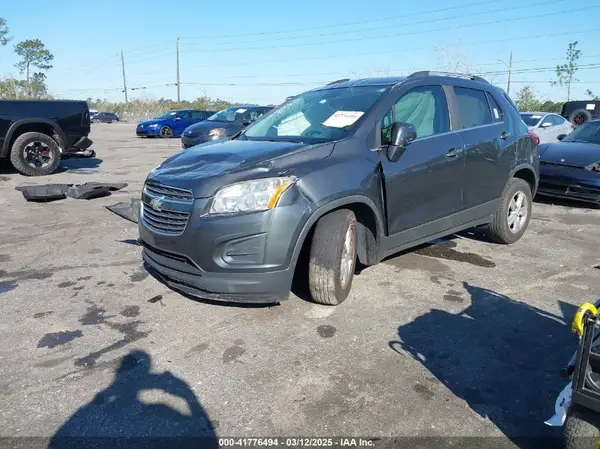 3GNCJLSB2GL263752 2016 CHEVROLET TRAX - Image 2
