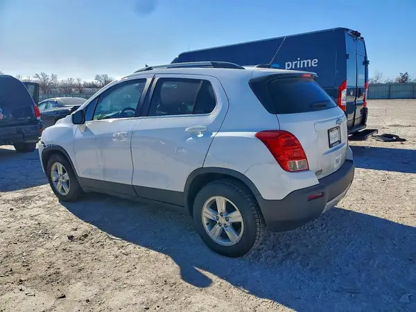 3GNCJLSB2GL264951 2016 CHEVROLET TRAX - Image 2