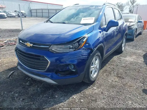 3GNCJLSB2HL142270 2017 CHEVROLET TRAX - Image 2