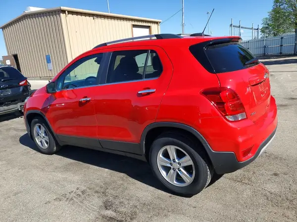 3GNCJLSB2HL144892 2017 CHEVROLET TRAX - Image 2