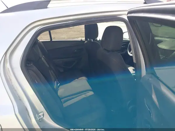 3GNCJLSB2HL165418 2017 CHEVROLET TRAX - Image 8