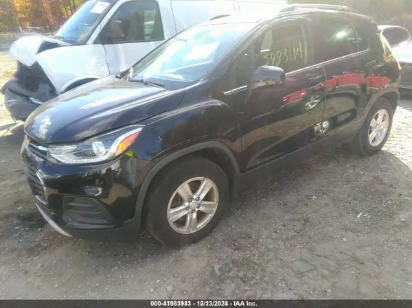 3GNCJLSB2HL172725 2017 CHEVROLET TRAX - Image 2