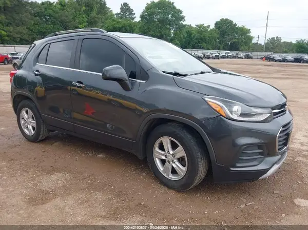 3GNCJLSB2HL176726 2017 CHEVROLET TRAX - Image 1