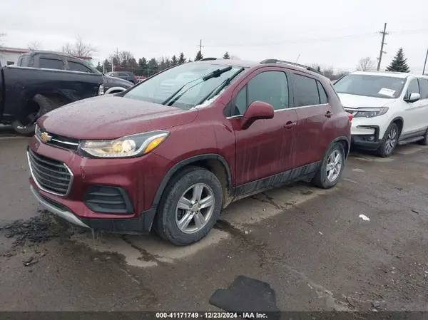 3GNCJLSB2HL181800 2017 CHEVROLET TRAX - Image 2