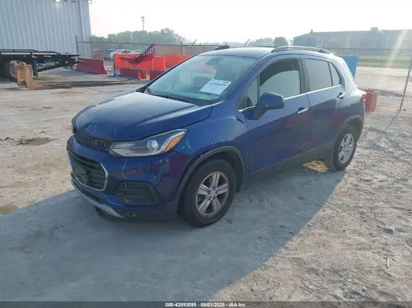 3GNCJLSB2HL183482 2017 CHEVROLET TRAX - Image 2