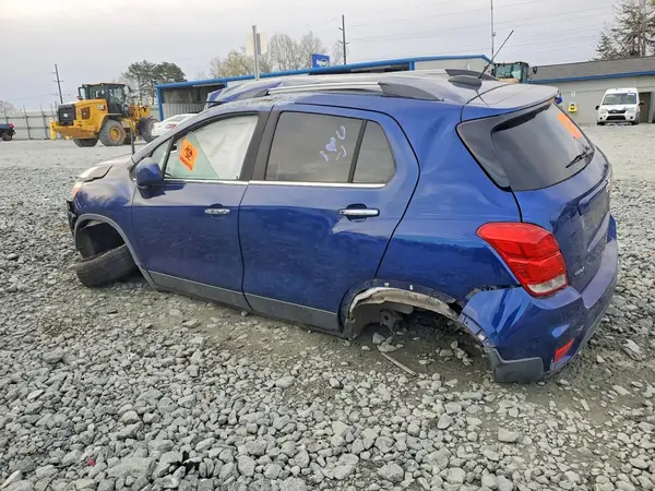 3GNCJLSB2HL186382 2017 CHEVROLET TRAX - Image 2