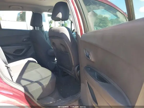 3GNCJLSB2HL255135 2017 CHEVROLET TRAX - Image 8