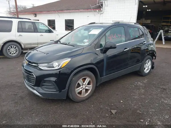 3GNCJLSB2HL290564 2017 CHEVROLET TRAX - Image 2