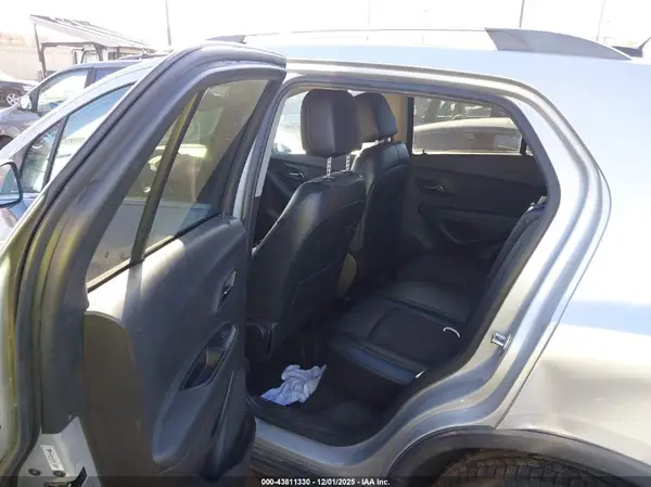 3GNCJLSB2JL151184 2018 CHEVROLET TRAX - Image 8