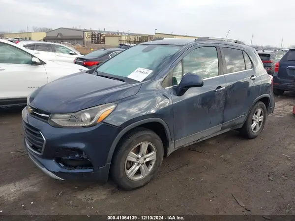 3GNCJLSB2JL154280 2018 CHEVROLET TRAX - Image 2