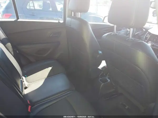 3GNCJLSB2JL160922 2018 CHEVROLET TRAX - Image 8