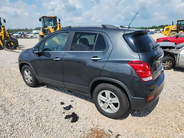 3GNCJLSB2JL204241 2018 CHEVROLET TRAX - Image 2