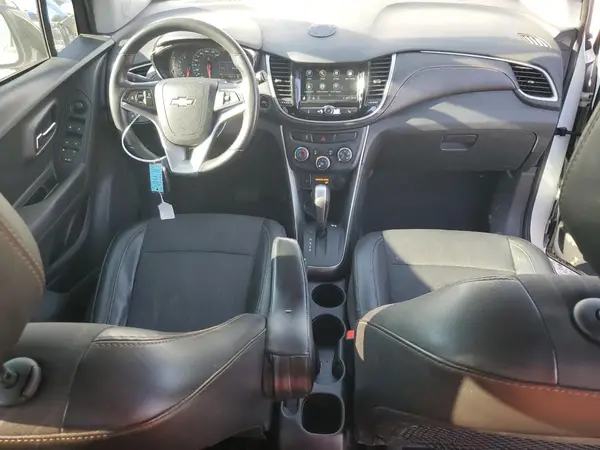 3GNCJLSB2JL213084 2018 CHEVROLET TRAX - Image 8