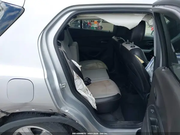 3GNCJLSB2JL232847 2018 CHEVROLET TRAX - Image 8