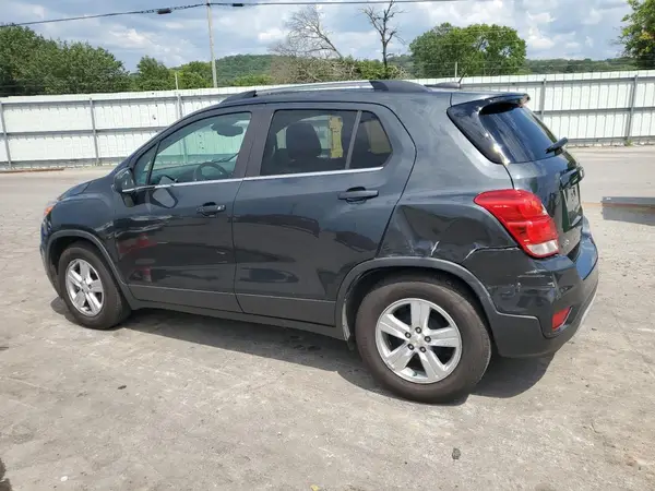 3GNCJLSB2JL238258 2018 CHEVROLET TRAX - Image 2