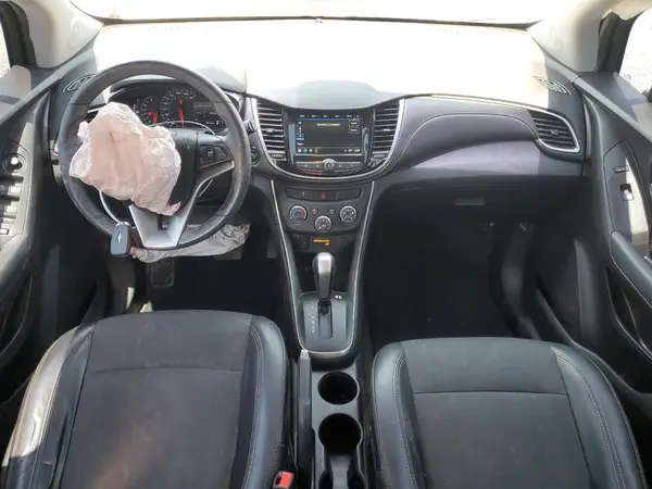 3GNCJLSB2JL242990 2018 CHEVROLET TRAX - Image 8