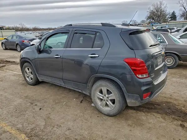 3GNCJLSB2JL246649 2018 CHEVROLET TRAX - Image 2