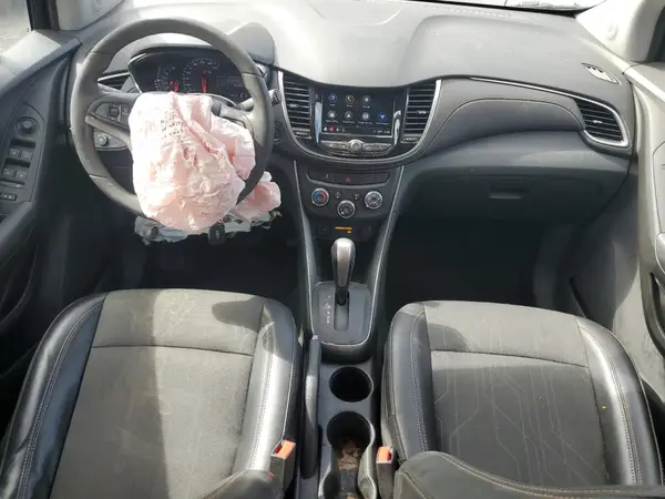 3GNCJLSB2JL277190 2018 CHEVROLET TRAX - Image 8