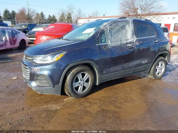 3GNCJLSB2JL311600 2018 CHEVROLET TRAX - Image 2