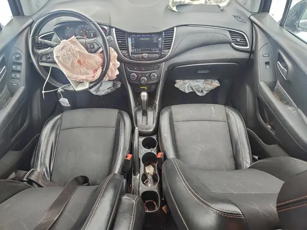 3GNCJLSB2JL319759 2018 CHEVROLET TRAX - Image 8