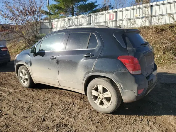 3GNCJLSB2JL347030 2018 CHEVROLET TRAX - Image 2