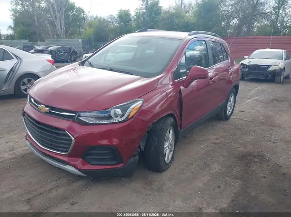 3GNCJLSB2JL356794 2018 CHEVROLET TRAX - Image 2