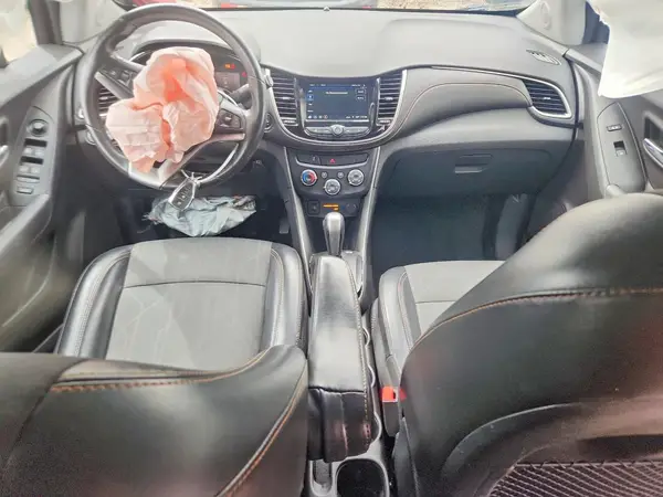 3GNCJLSB2JL371005 2018 CHEVROLET TRAX - Image 8