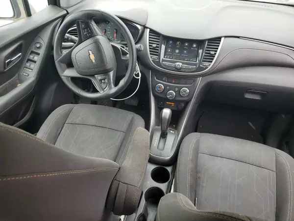 3GNCJLSB2JL374986 2018 CHEVROLET TRAX - Image 8