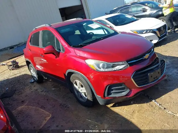 3GNCJLSB2JL375569 2018 CHEVROLET TRAX - Image 1