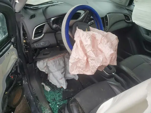 3GNCJLSB2JL384496 2018 CHEVROLET TRAX - Image 8