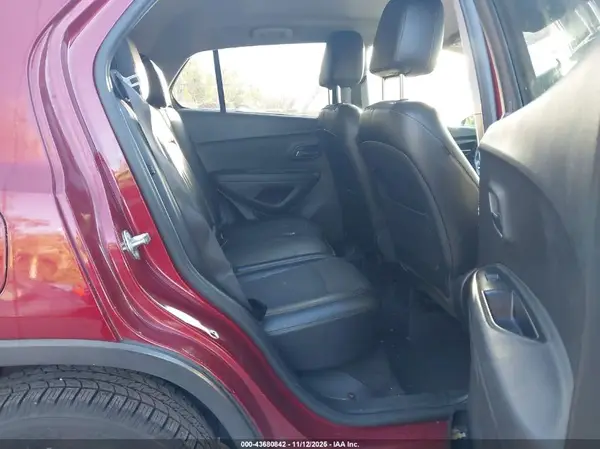 3GNCJLSB2JL387947 2018 CHEVROLET TRAX - Image 8