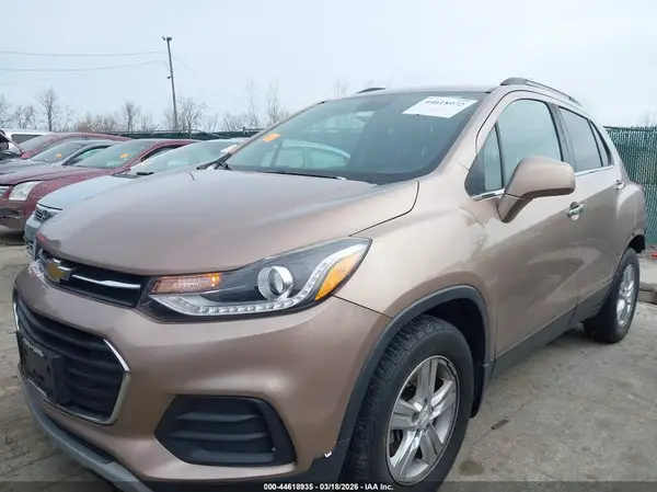 3GNCJLSB2JL415505 2018 CHEVROLET TRAX - Image 2