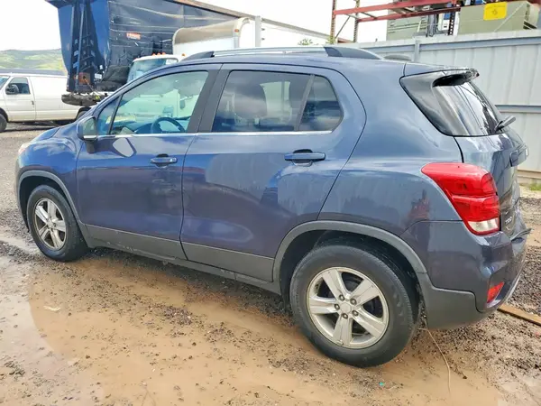 3GNCJLSB2KL115870 2019 CHEVROLET TRAX - Image 2