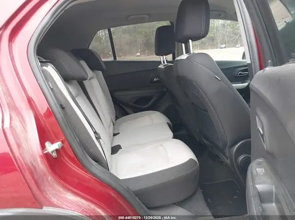 3GNCJLSB2KL125363 2019 CHEVROLET TRAX - Image 8
