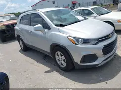 3GNCJLSB2KL135682 2019 CHEVROLET TRAX