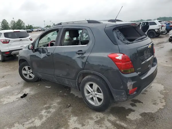3GNCJLSB2KL142115 2019 CHEVROLET TRAX - Image 2