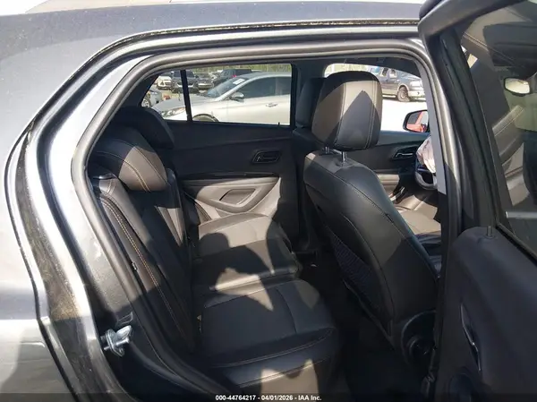 3GNCJLSB2KL171789 2019 CHEVROLET TRAX - Image 8