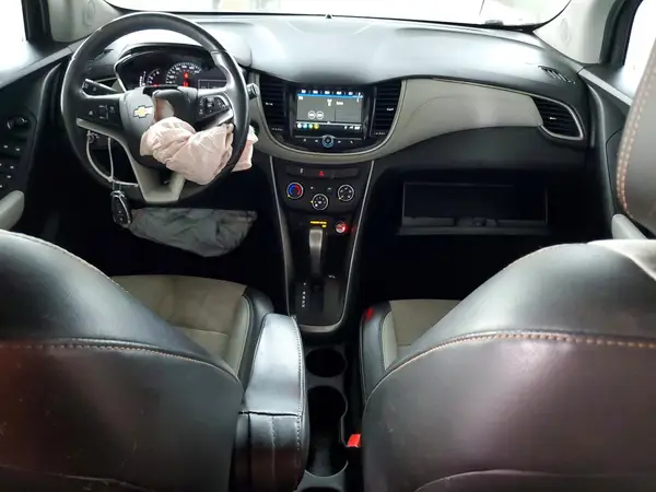 3GNCJLSB2KL178645 2019 CHEVROLET TRAX - Image 8