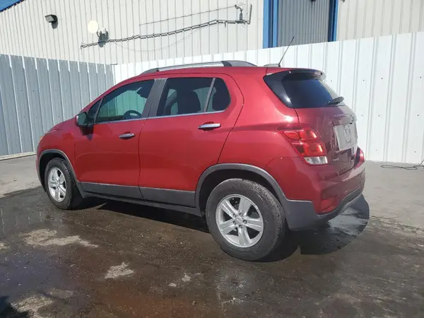 3GNCJLSB2KL184686 2019 CHEVROLET TRAX - Image 2