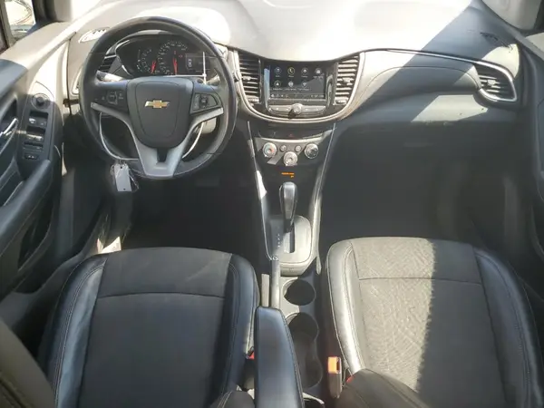 3GNCJLSB2KL184686 2019 CHEVROLET TRAX - Image 8