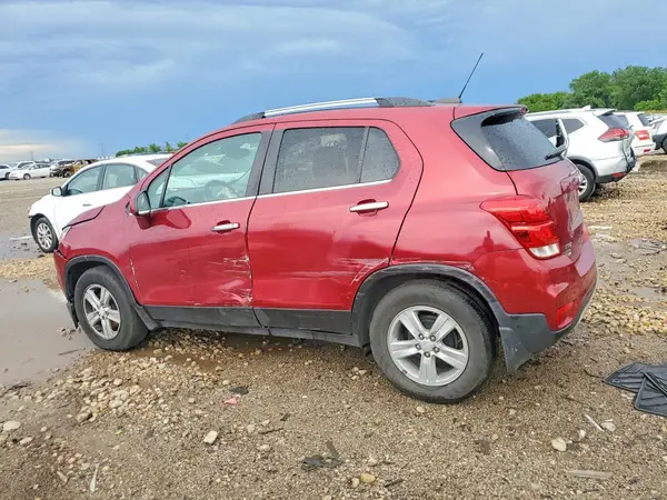 3GNCJLSB2KL194781 2019 CHEVROLET TRAX - Image 2