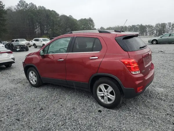 3GNCJLSB2KL196482 2019 CHEVROLET TRAX - Image 2