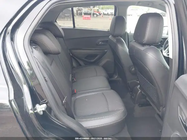 3GNCJLSB2KL212115 2019 CHEVROLET TRAX - Image 8