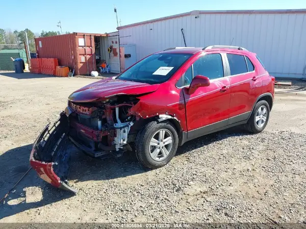 3GNCJLSB2KL221428 2019 CHEVROLET TRAX - Image 2