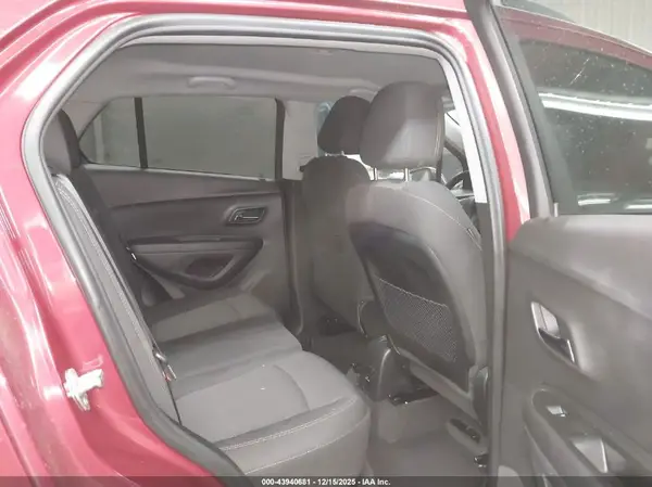3GNCJLSB2KL221901 2019 CHEVROLET TRAX - Image 8